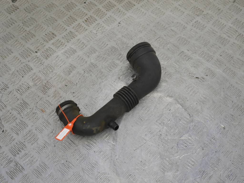 Патрубок турбины Renault Scenic 1 (1996-2003) 7700110443