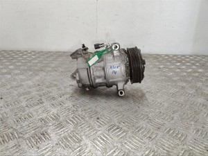 Компрессор кондиционера Renault Megane 4 (2016-2021) 926002410R