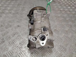 Компрессор кондиционера Renault Megane 4 (2016-2021) 926002410R