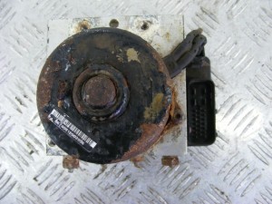 Блок ABS Renault Laguna 1 (1993-2001) 10094614023