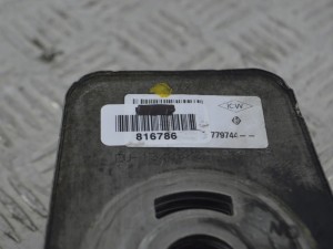 Радиатор масляный Renault Scenic 2 (2003-2009) 8200779744