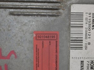 Блок управления двигателем Renault Megane 1 (1996-2002) 7700875745, 7700111772, S115300121