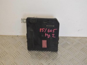 Блок предохранителей Renault Megane 2 (2002-2008) 8200481866