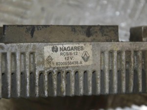 Реле накала свечей Renault Trafic 2 (2006-2015) 8200558438
