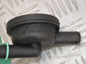 Маслоотделитель (сапун) Renault Scenic 2 (2003-2009) 8200045745