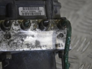 Блок ABS Renault Megane 2 (2002-2008) 8200038695